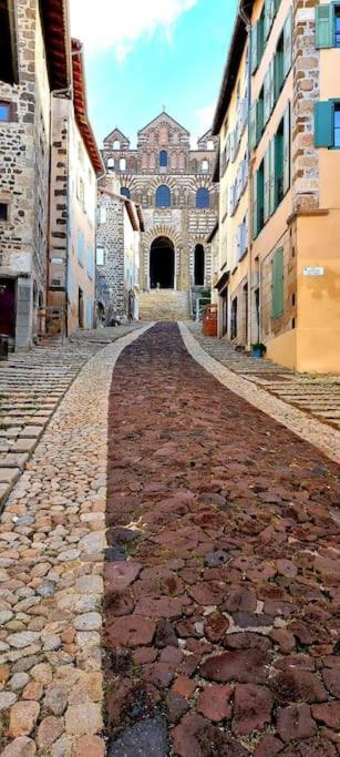 Maison Atypique - Centre Historique - Puy En Velay Le Puy-en-Velay Exteriör bild