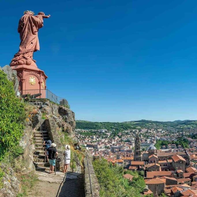 Maison Atypique - Centre Historique - Puy En Velay Le Puy-en-Velay Exteriör bild